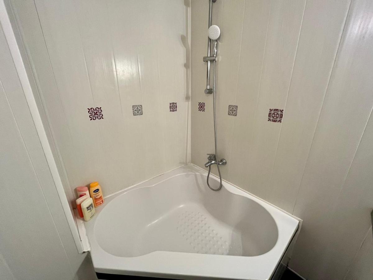 Appartement 2 Chambres - Lits King Size - Wifi - Baignoire Le Puy-en-Velay Exterior photo